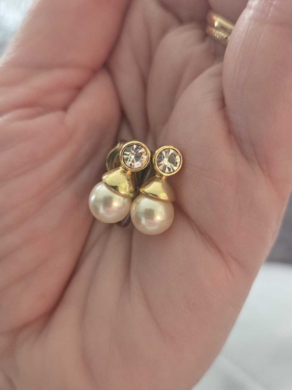 Vintage / Antique Gold-Tone Pearl Drop Earrings with Clear Crystal Accent
